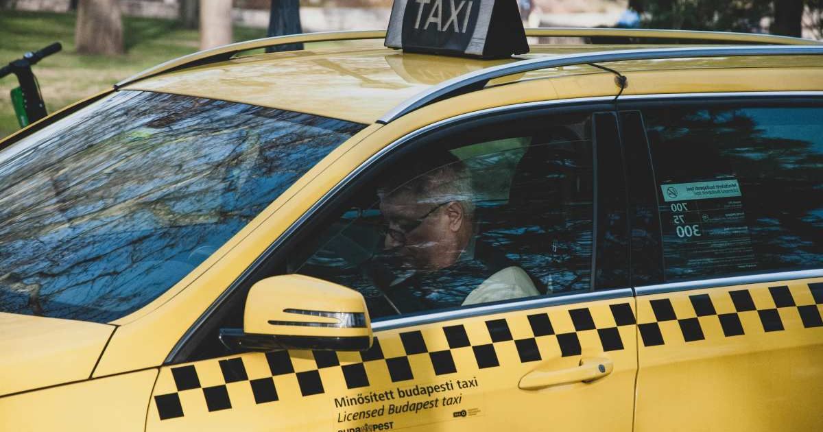Video shows Uber driver's surprising reaction to picking up friend from 20 years ago as a passenger